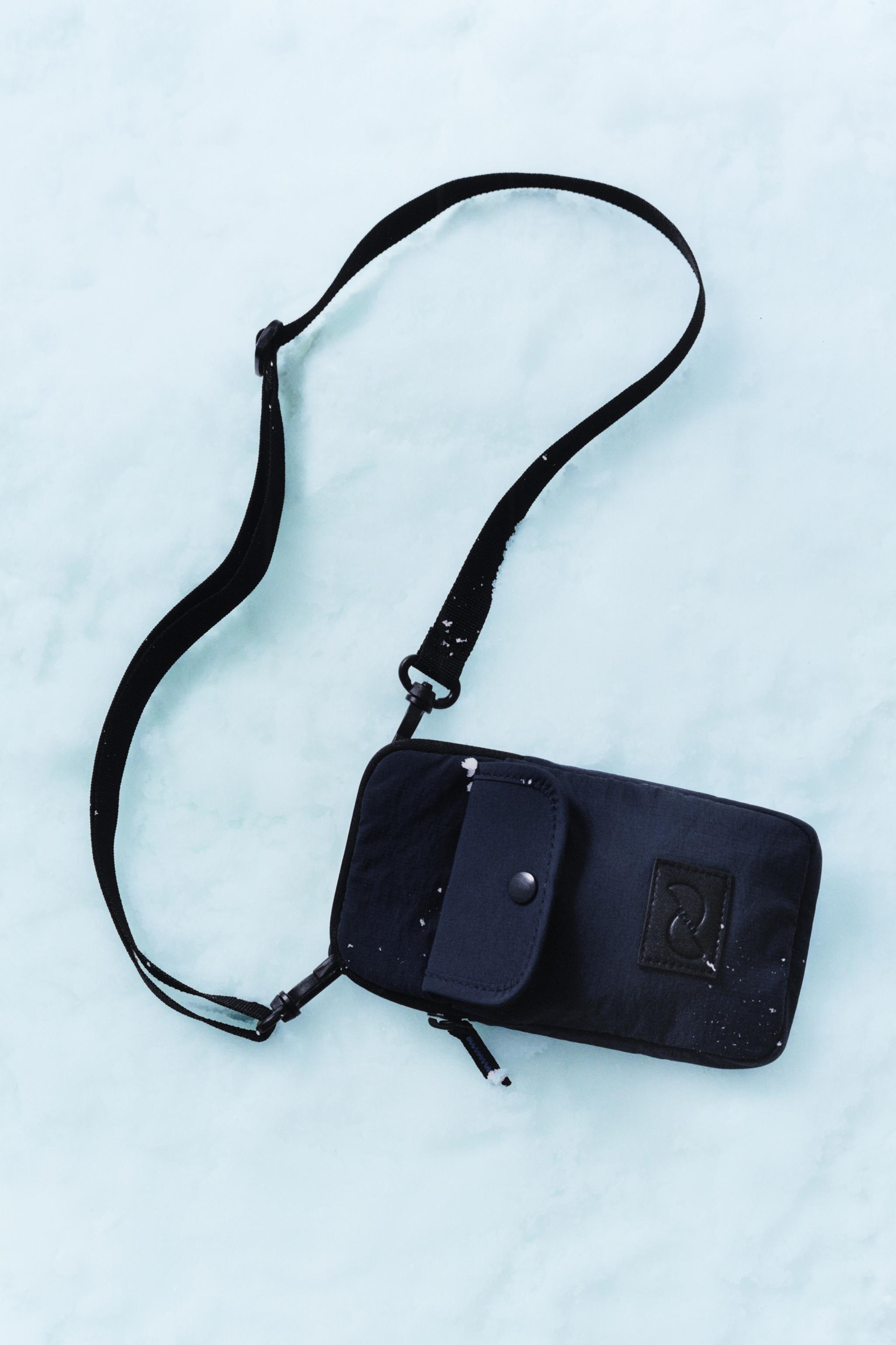 BASIC PHONE HOLDER