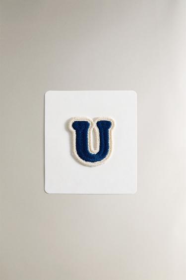 REMENDO TERMOADESIVO LETRA U - Verde da Zara - Imagem 0