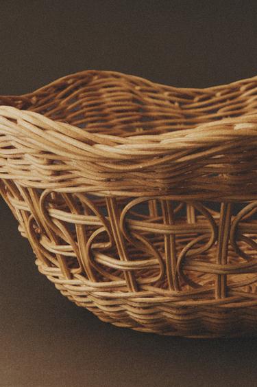 ΚΑΛΑΘΙ ΑΠΟ ΡΑΤΑΝ ΜΕ ΚΥΜΑΤΙΣΤΗ ΑΚΡΗ - Μπεζ ανοιχτό του Zara