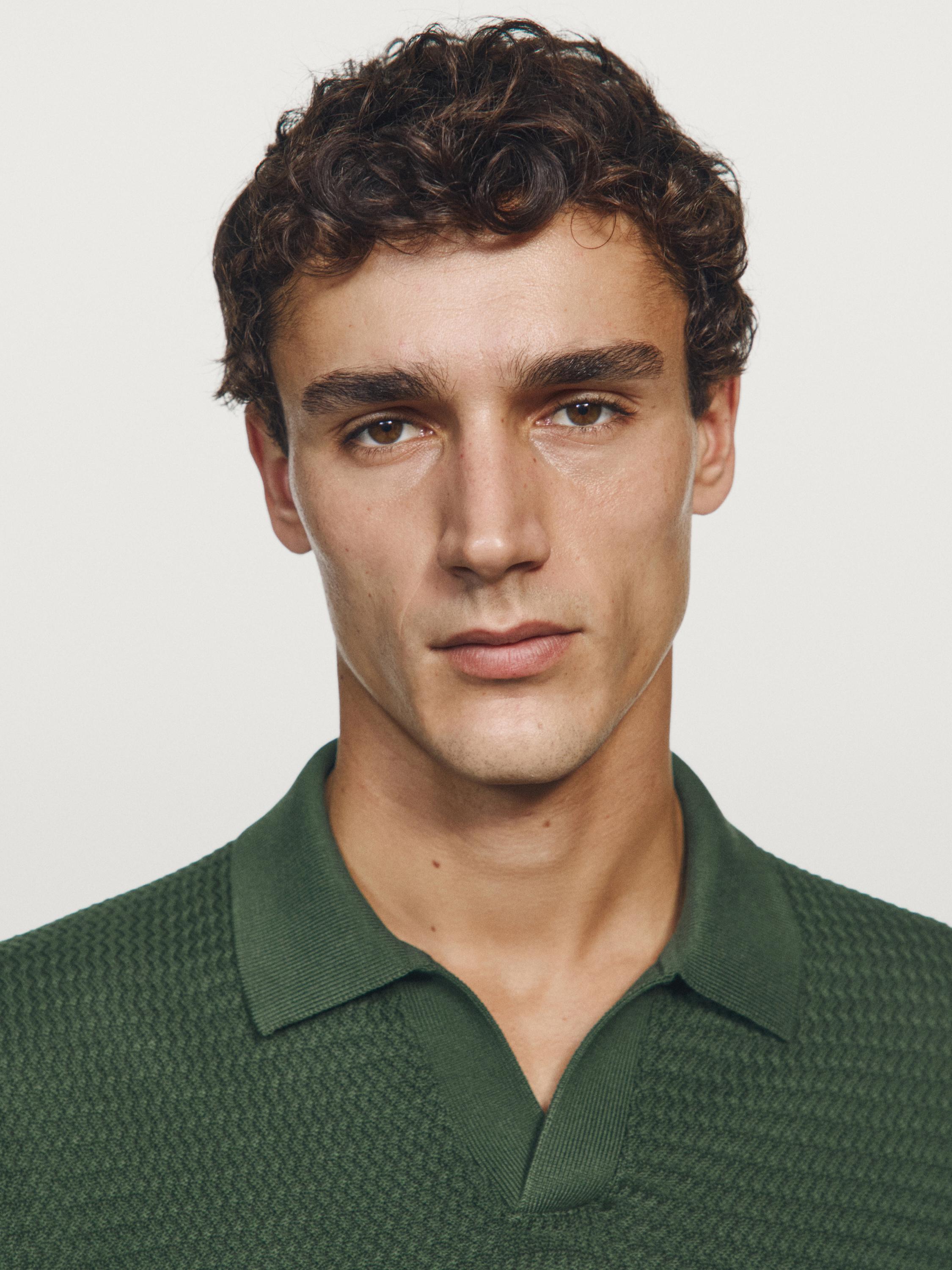 Short sleeve textured knit polo shirt