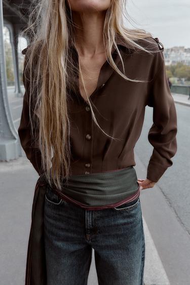 قميص بشرائط كتف - بني الخاص بـ Zara
