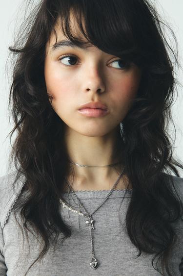 フェイクパールチャームネックレス2個セットシルバーZaraのフェイクパールチャームネックレス2個セット - シルバー 