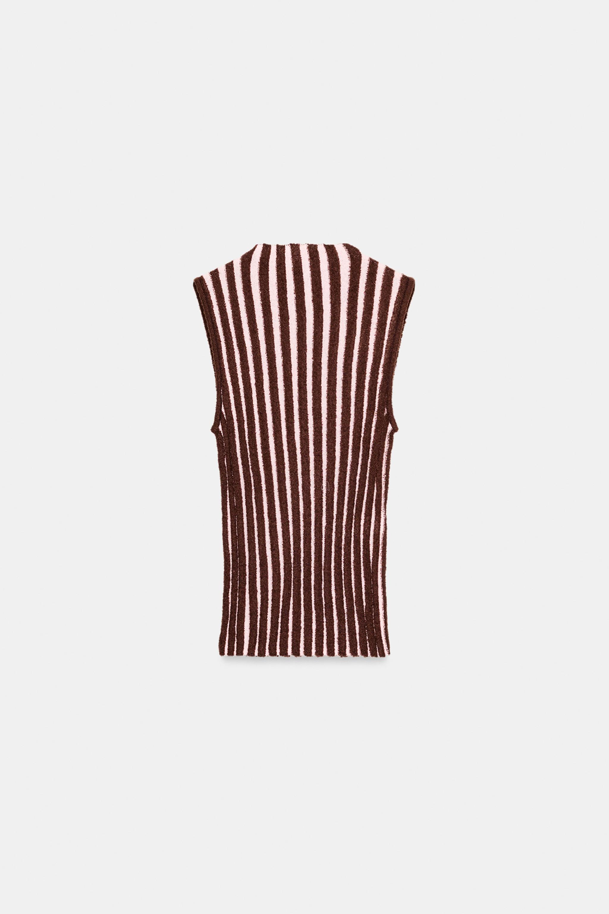 SLEEVELESS STRIPED TEXTURED TOP