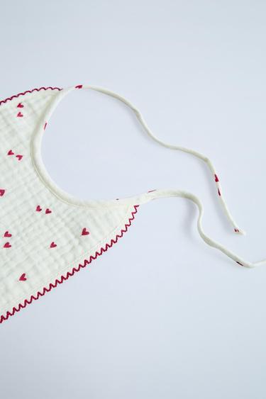 BAVOIR À TEXTURE CŒURS - Écru de Zara - Image 1