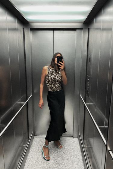 SATIN MIDI SKIRT - Black by Zara