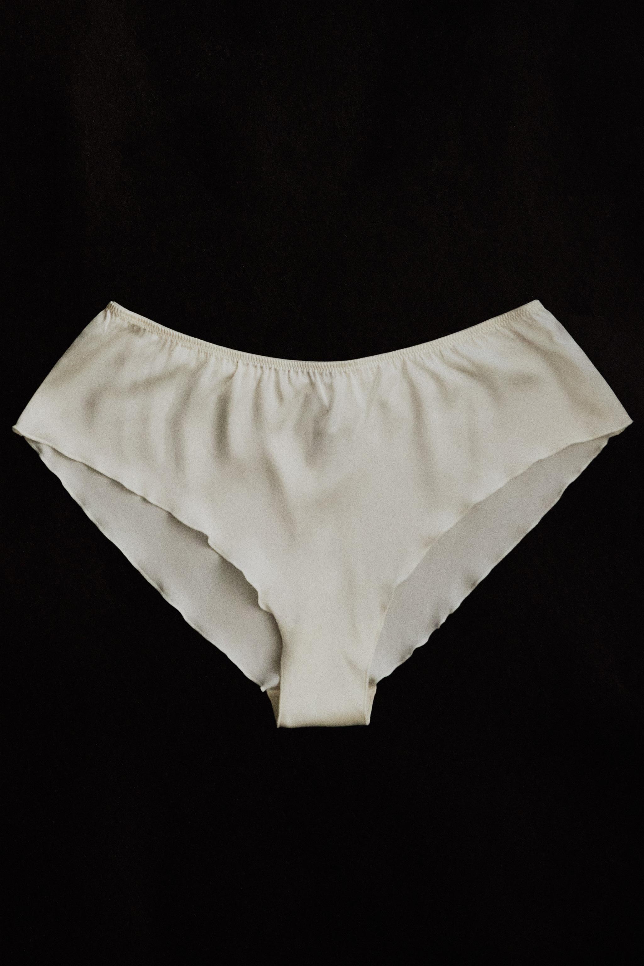 MULBERRY SILK DIAPER COVER