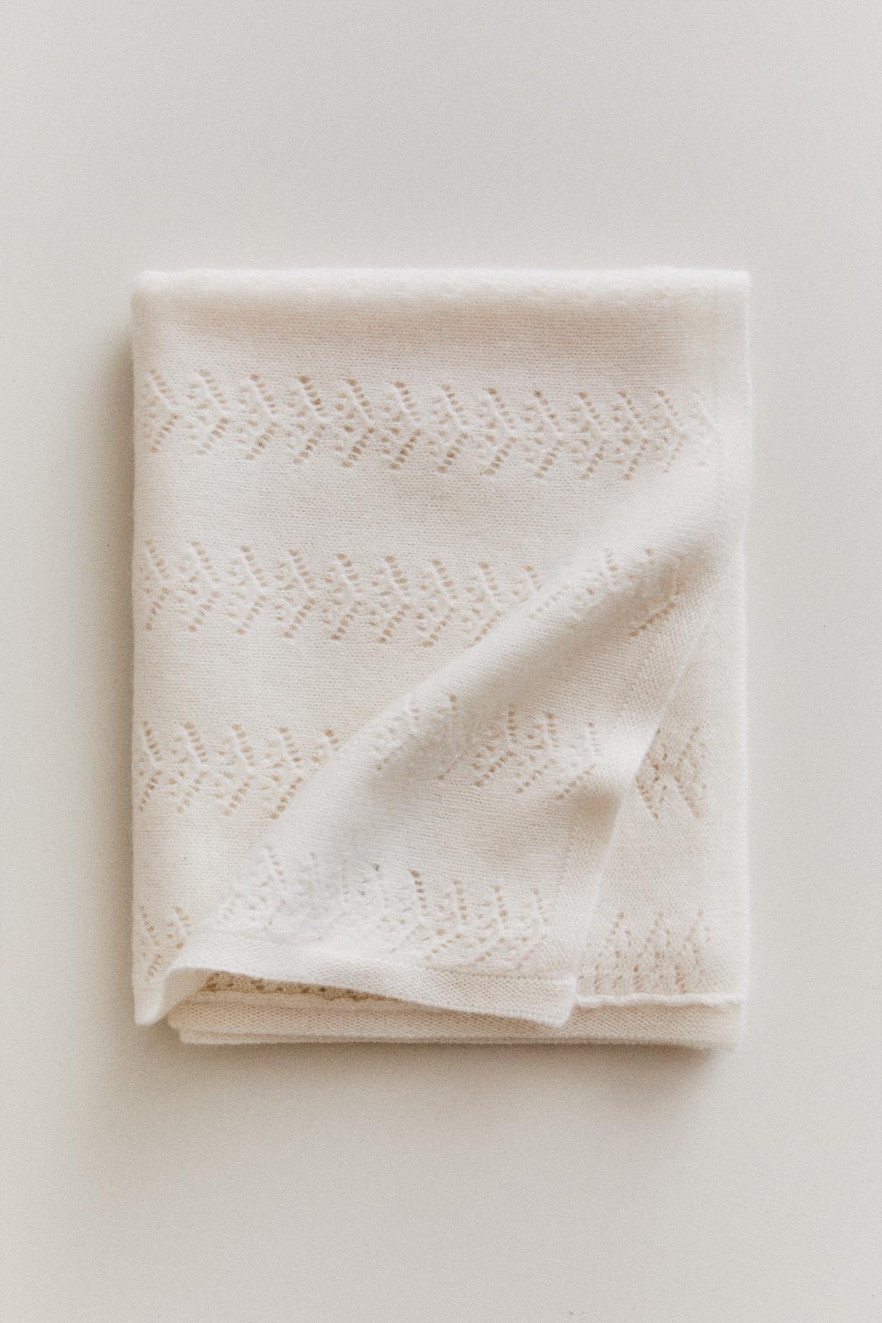 CASHMERE OPENWORK BLANKET — Oyster-white