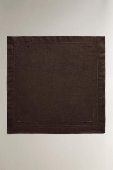 LOT DE SERVIETTES DE TABLE EN COTON À JOUR ÉCHELLE (LOT DE 2) - Marron de Zara - Image 1