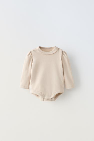 2-6 ЛЕТ/ПИЖАМА С РЕЛЬЕФНЫМ УЗОРОМ PAW PATROL ™ — ЖЕЛТОВАТО-БЕЛЫЙ от Zara — изображение 0