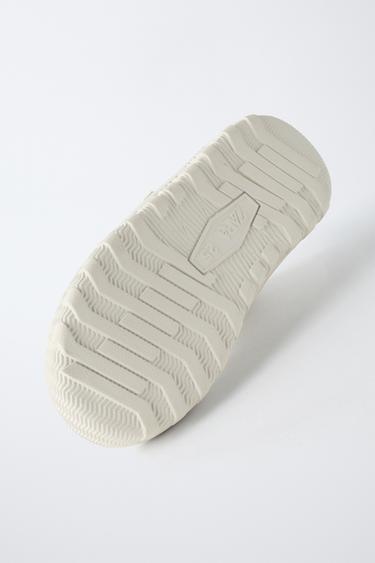 BASKETS MONTANTES DÉTAILS - Blanc de Zara - Image 6