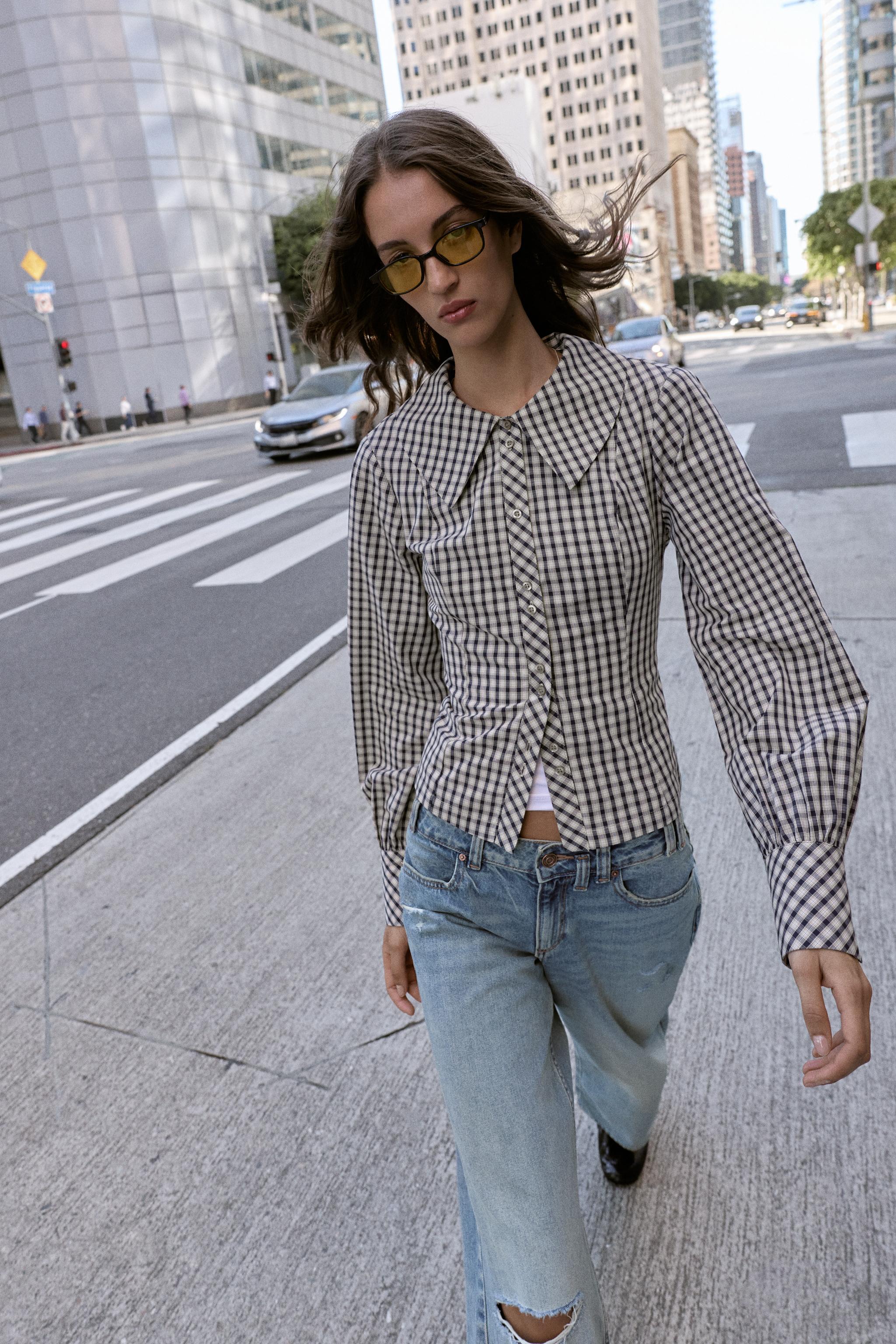 CHEMISE À CARREAUX ET COL CLAUDINE