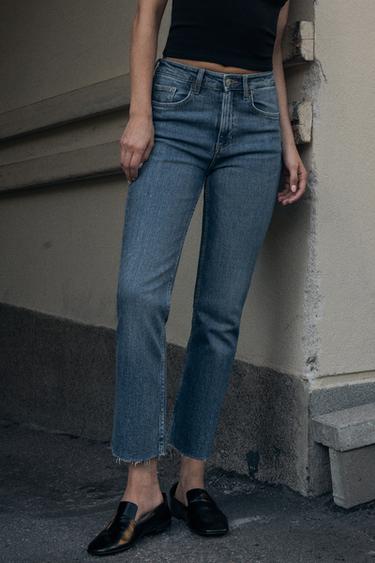 TRF CROPPED FLARE JEANS MIT HOHEM BUND - Blau von Zara