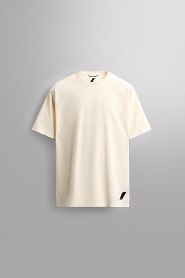 T-SHIRT STRUCTURE PERFORÉE - Écru de Zara - Image 5