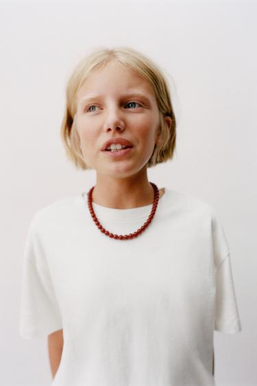 PAKKE MED TRE ENSFARVEDE T-SHIRTS - Diverse fra Zara