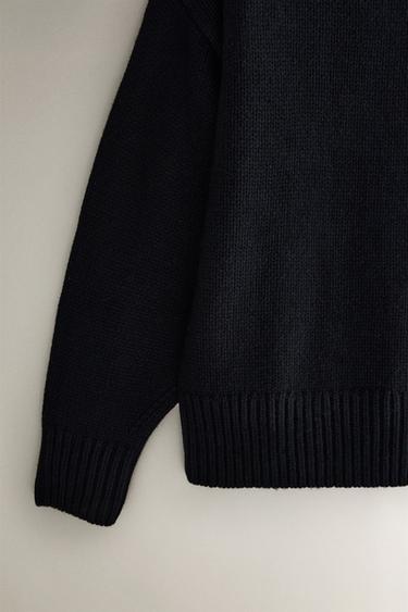 PULL LAINE MÉRINOS - bleu marine de Zara - Image 2