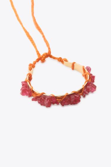 LOT DE 3 BRACELETS RIGIDES EN TISSU ET PIERRES - Multicolore de Zara - Image 3