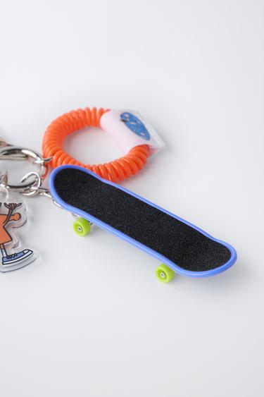 CHARM KEY RING - Black by Zara - Image 2