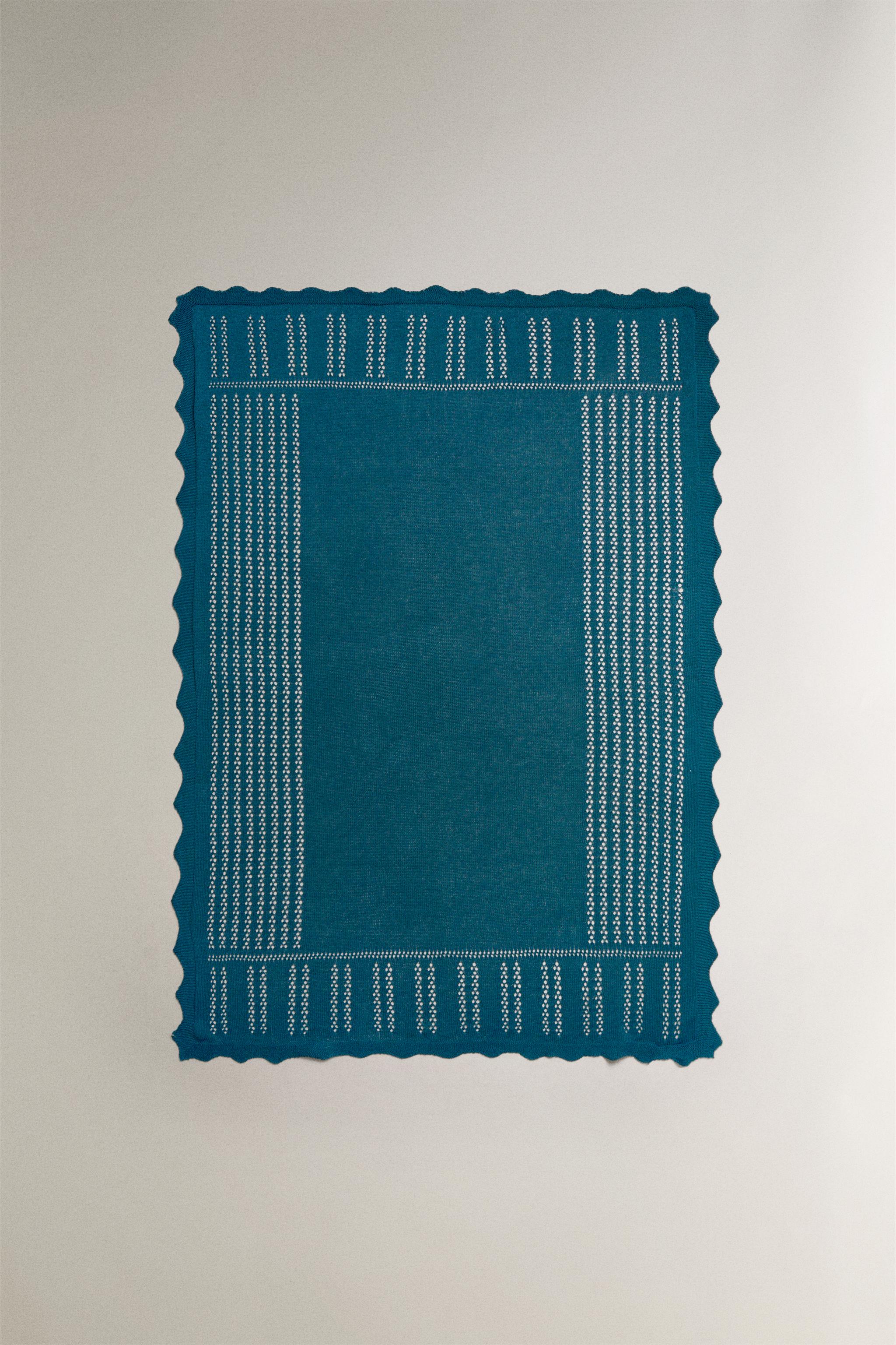 Детские свитеры Zara BABY KNIT BLANKET
