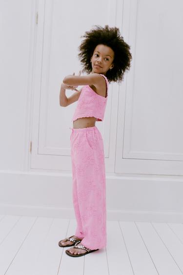 БРЮКИ WIDE LEG С ВЫШИВКОЙ ЦВЕТОВ — МЯГКИЙ РОЗОВЫЙ от Zara