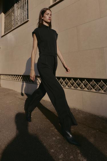 LANGER OVERALL MIT GÜRTEL - Schwarz von Zara