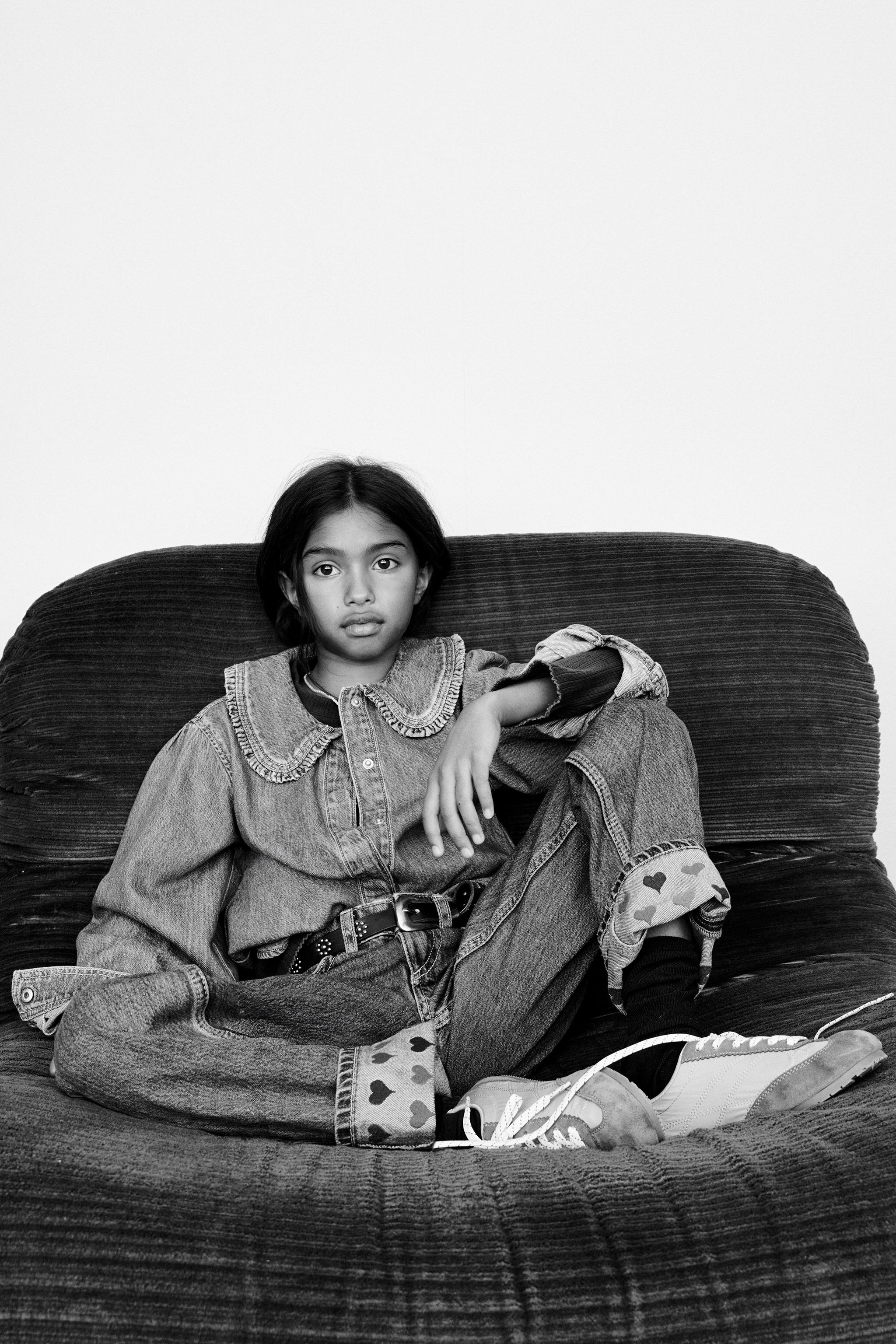 PETER PAN COLLAR DENIM SHIRT