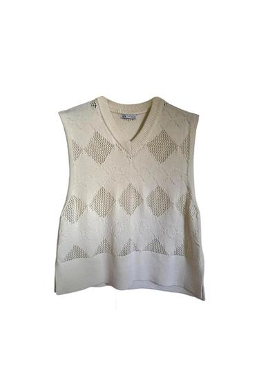 KNIT VEST