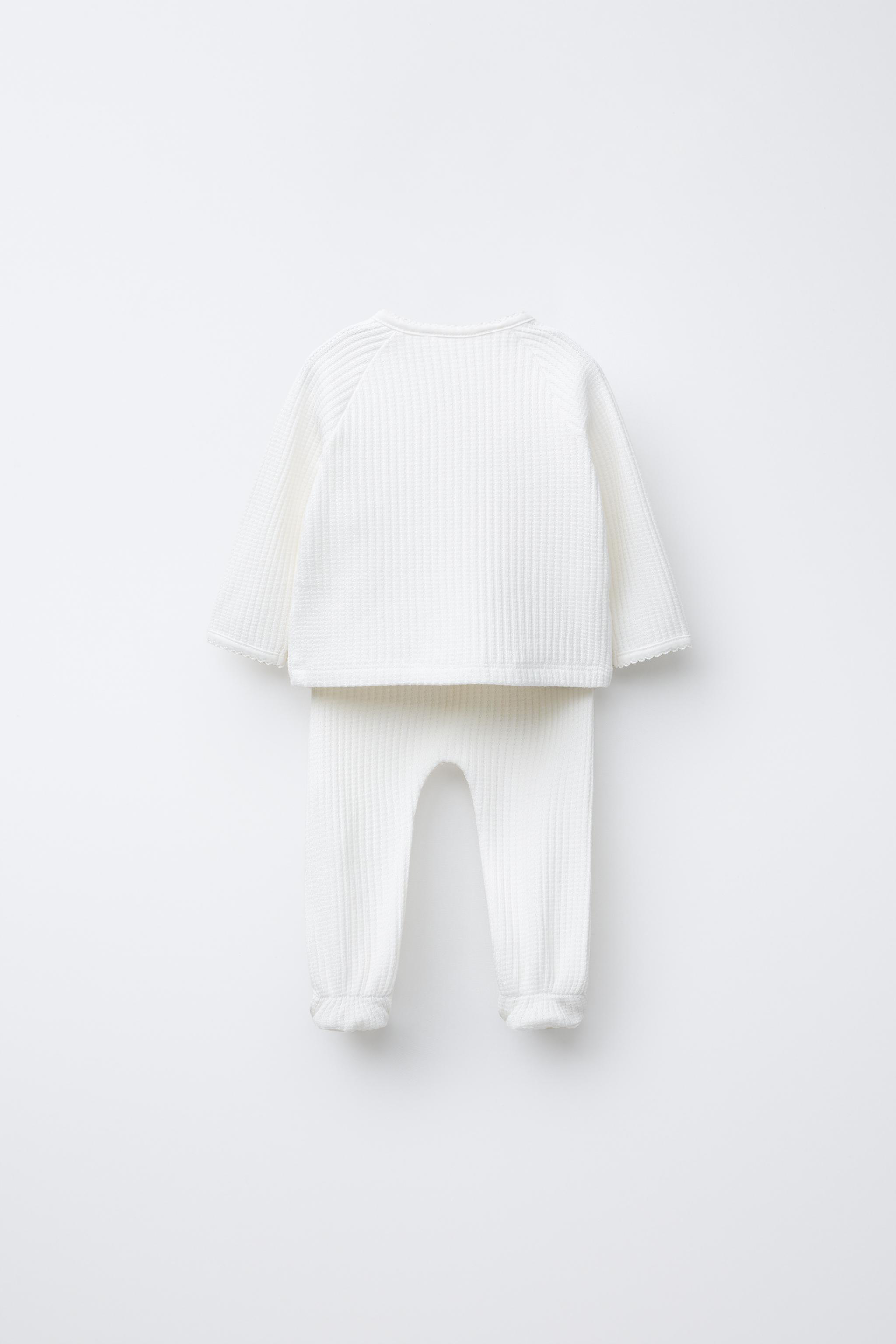 TEXTURED SWEATER AND LEGGINGS SET