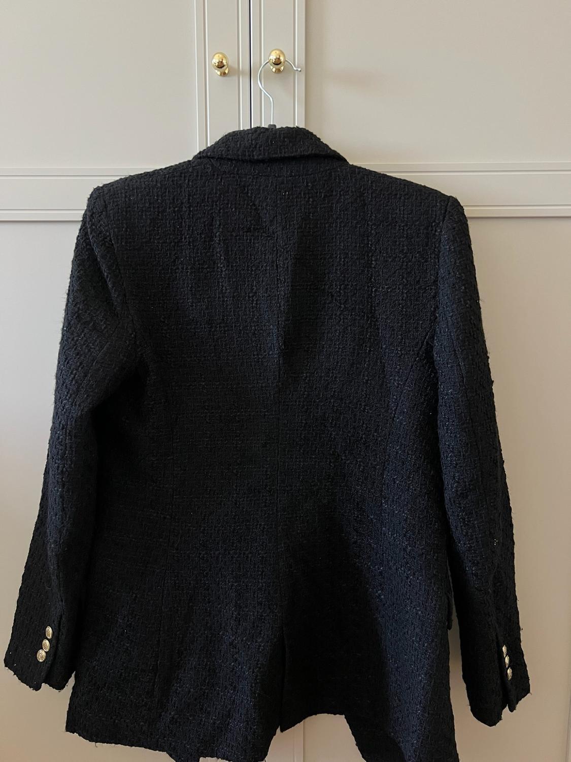 TEXTURED BLAZER WITH BUTTON DETAILS - Image 2