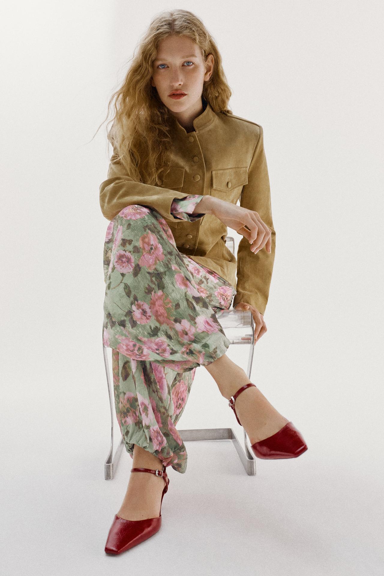 SLINGBACK HEELS — Red