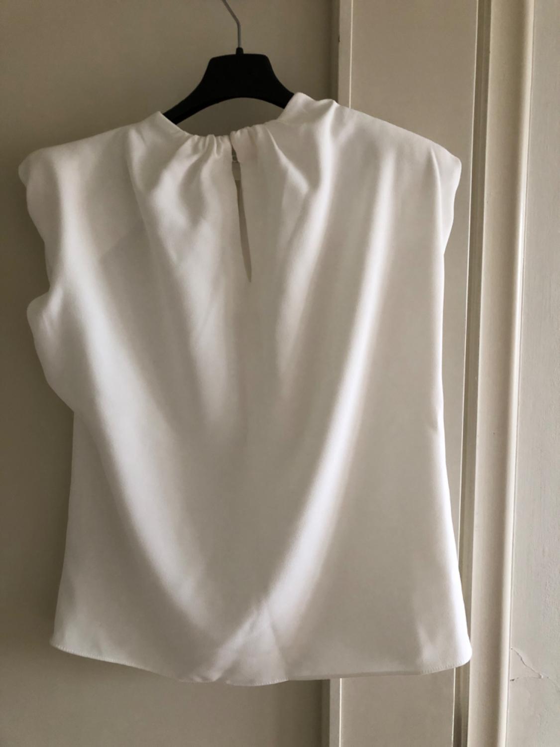 TOP WITH SHOULDER PADS - Image 3