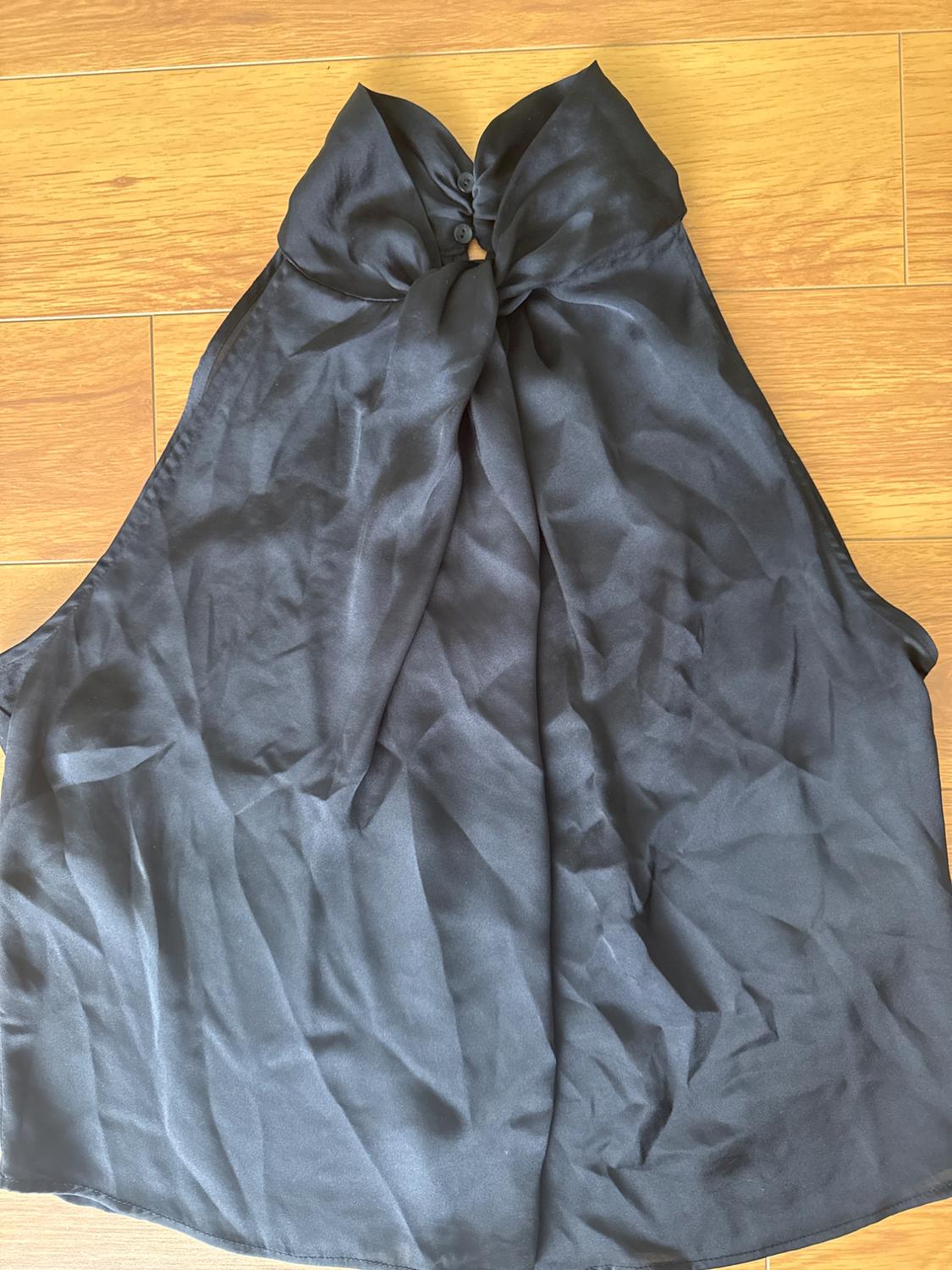 BLUSA SATINADA LAZOS PUÑOS - Image 2