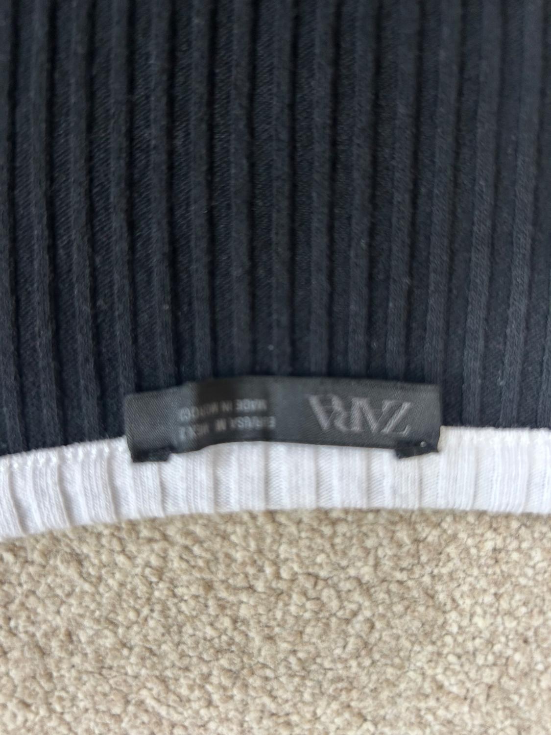 ZARA BLACK  WHITE RIBBED TOP - Image 5