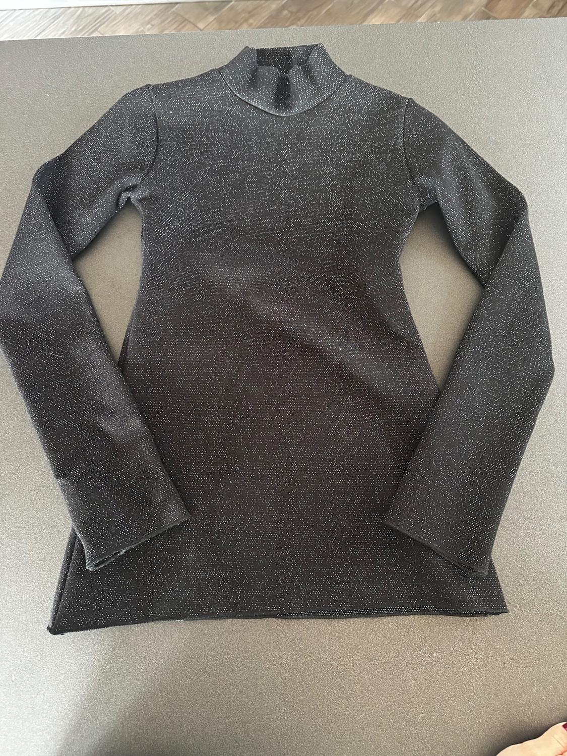 DOLCEVITA IN MAGLIA ELASTICIZZATA NERA CON FILO LAMÈ , DETTAGLIO SCHIENA CUT CUT - Image 2