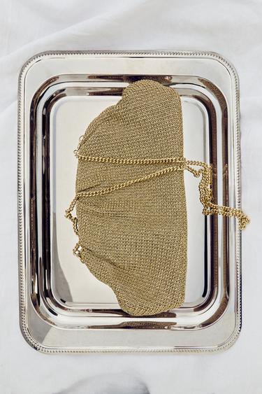 METALLIC BRAIDED CLUTCH - Gold by Zara