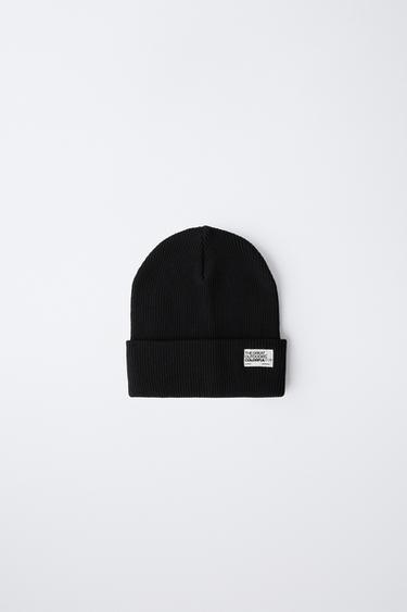 BONNET EN MAILLE CÔTELÉE AVEC ÉTIQUETTE - Noir de Zara