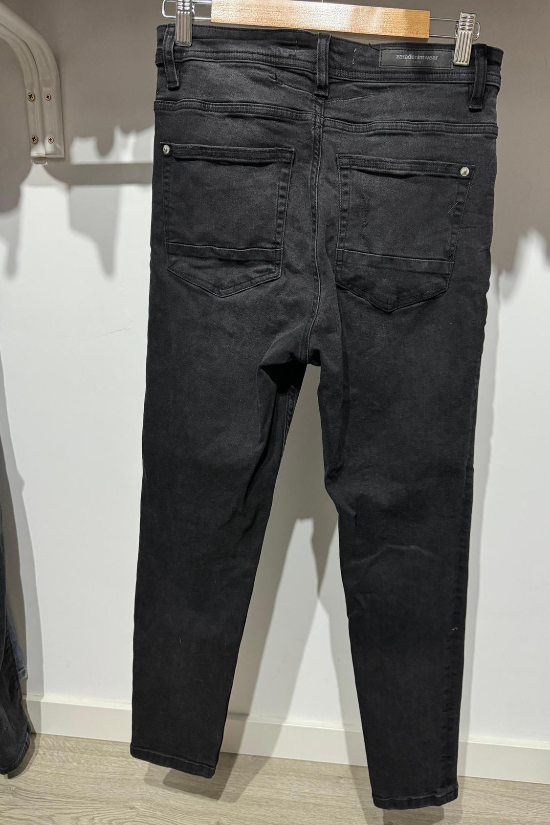 JEANS NEGROS AJUSTADOS ZARA DENIM WEAR - Image 5