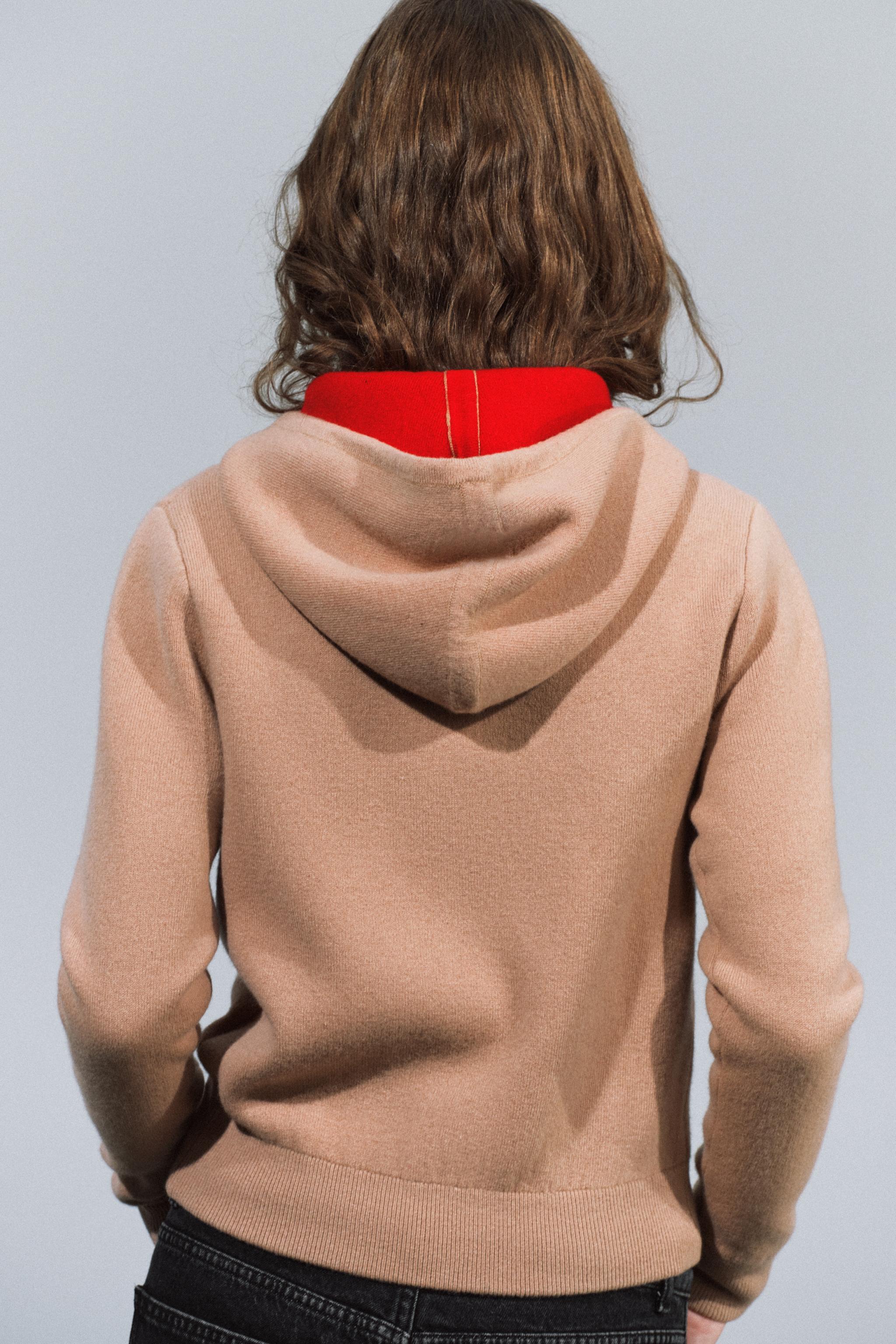95% WOOL HOODIE JACKET