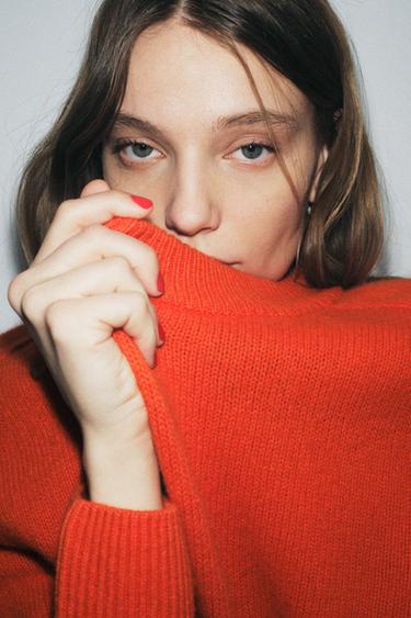 JERSEY 100% LANA HOMBRERAS - Naranja de Zara