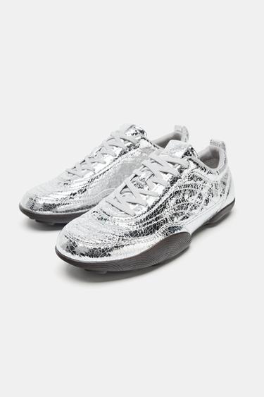 CHAUSSURES DE SPORT À EFFET MÉTALLISÉ - Argent de Zara - Image 2