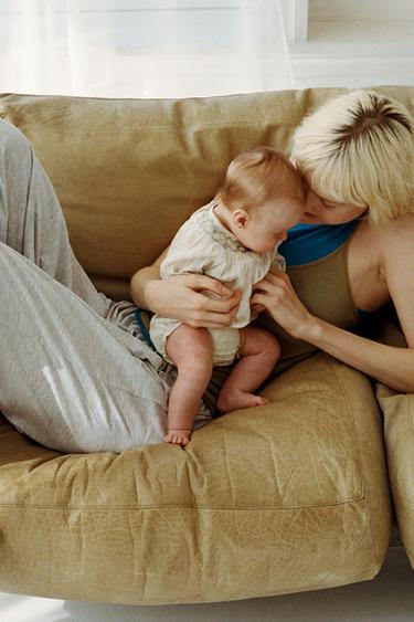 DOBBY BOBBLE SHIRT - Pastel green by Zara