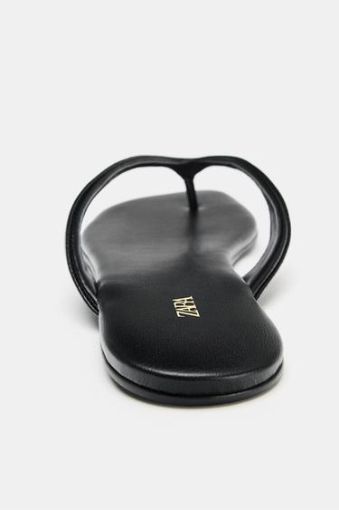 SANDALES PLATES À BRIDE - Noir de Zara - Image 4