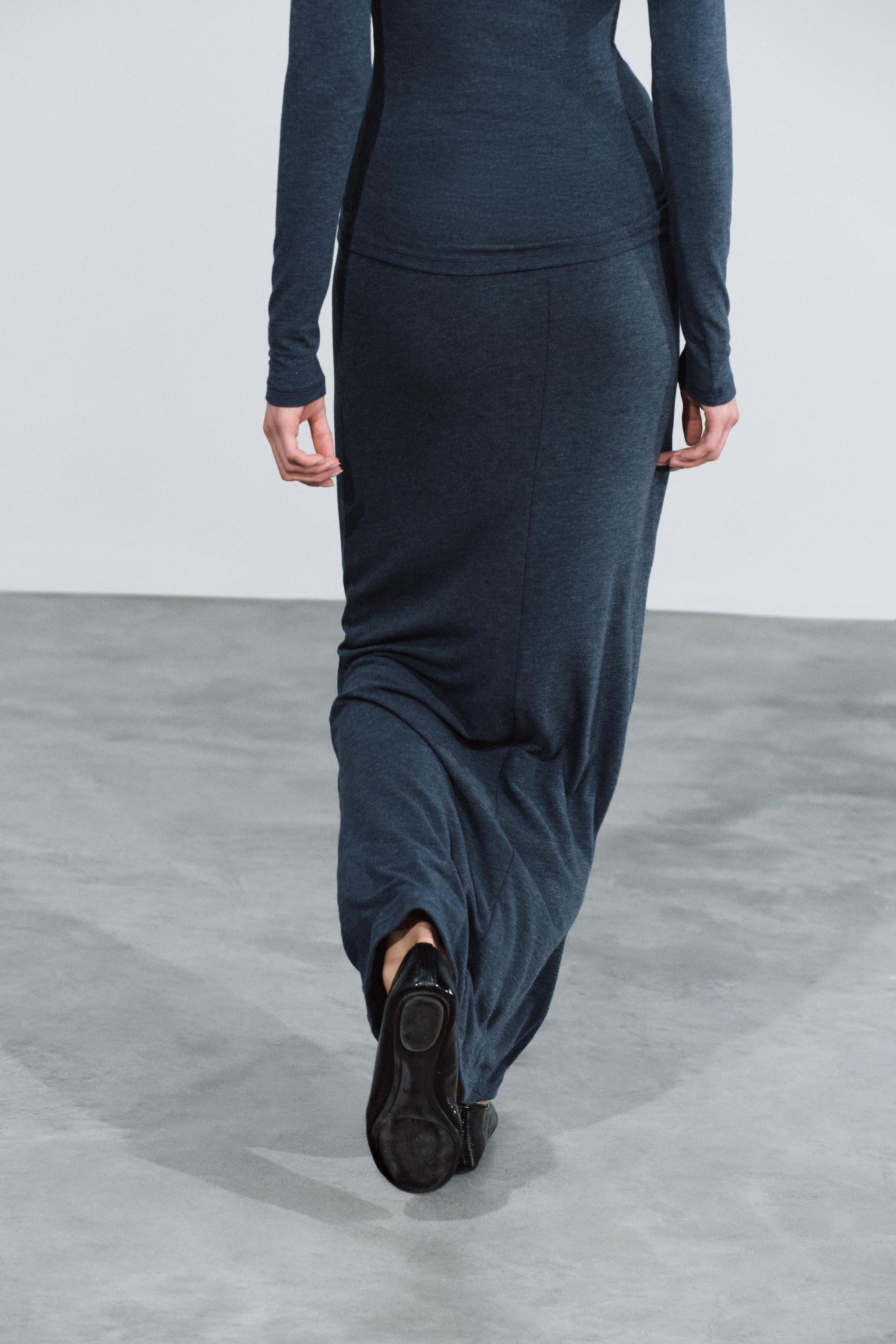 LONG SKIRT