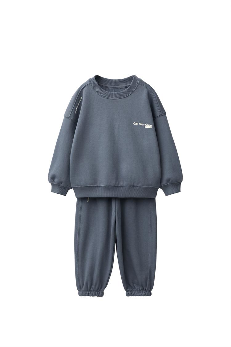 CONJUNTO JOGGING SUDADERA Y PANTALÓN JOGGER TEXTO
