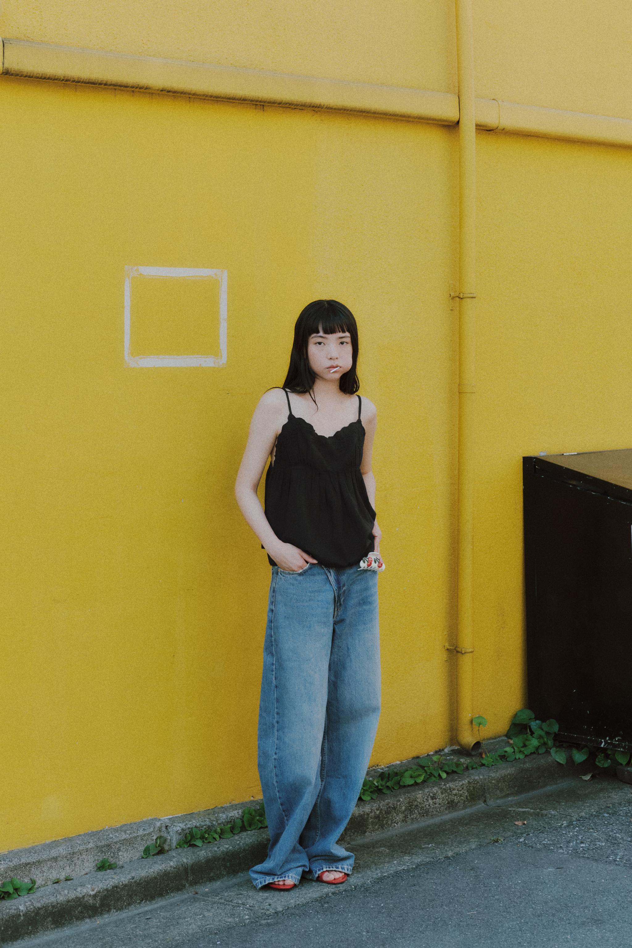 【完売品】ZARA ボリューム裾チュールストレッチトップス XS　新品　イエロー 完売品】ZARA ボリューム裾チュールストレッチトップス XS 新品