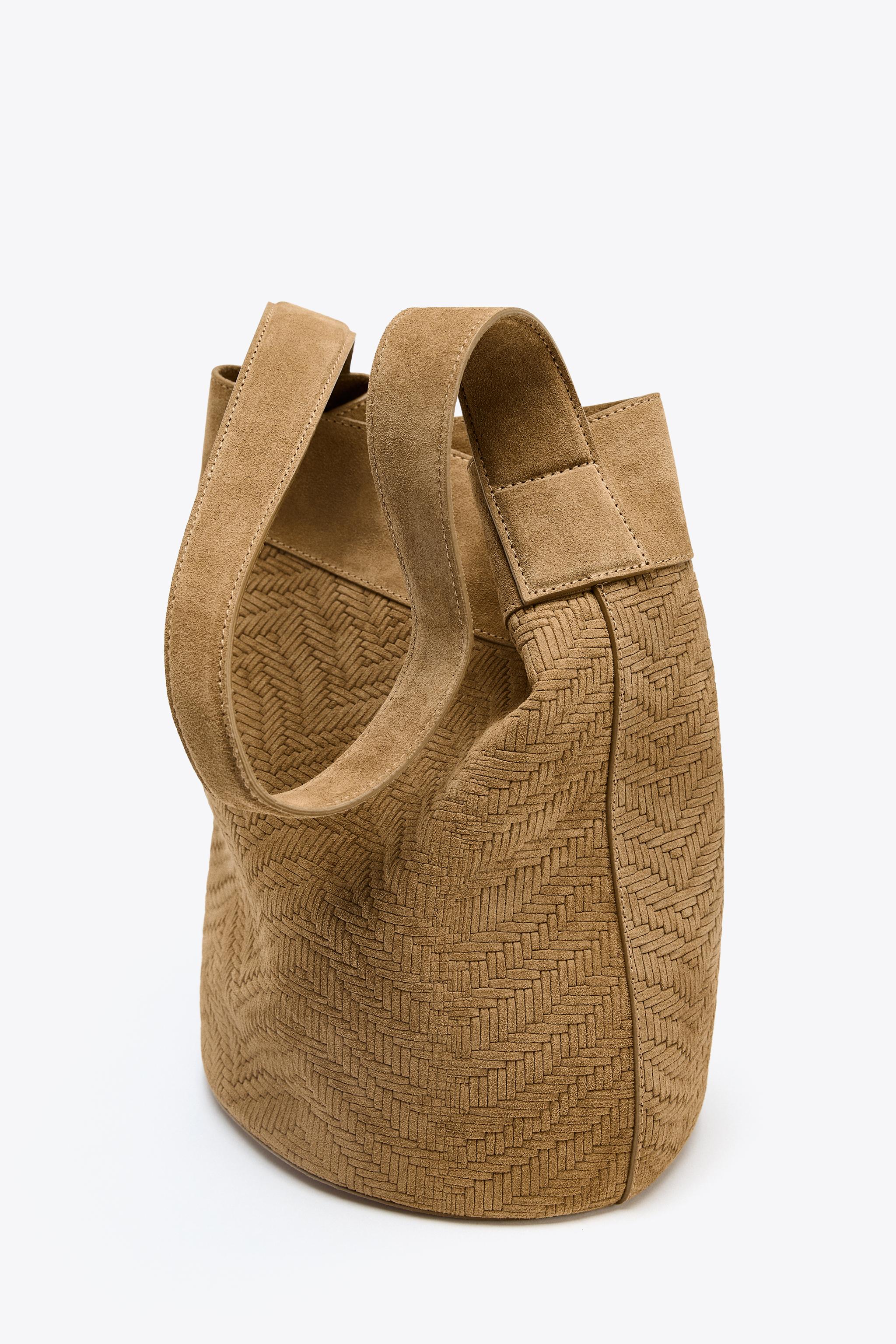 【BOTTEAGA】編み込みバケットバッグ ZARA - 新品✨編み込みバケットバッグ【週末限定価格】の通販 by