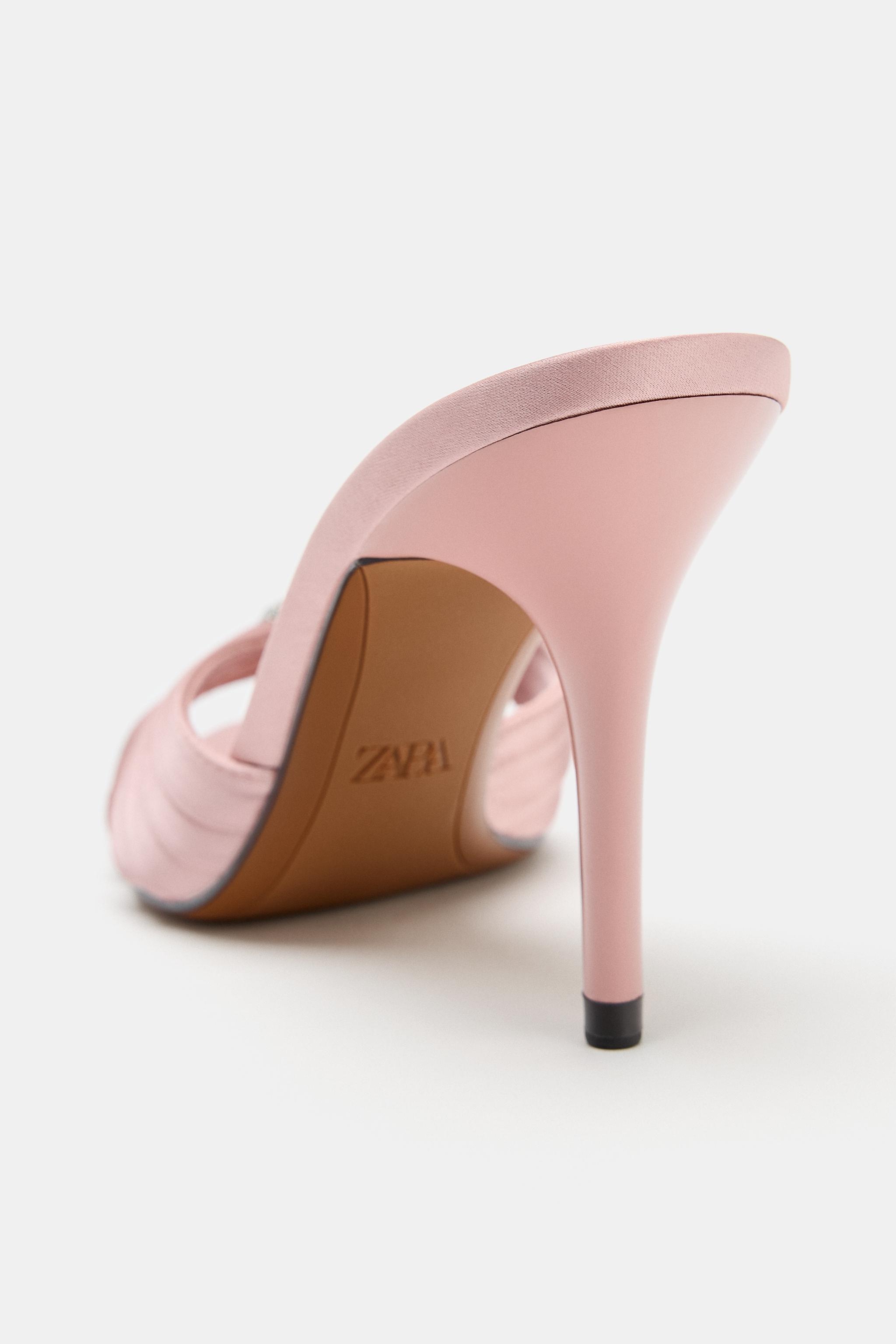 SATIN HEELED SANDALS WITH APPLIQUÉ
