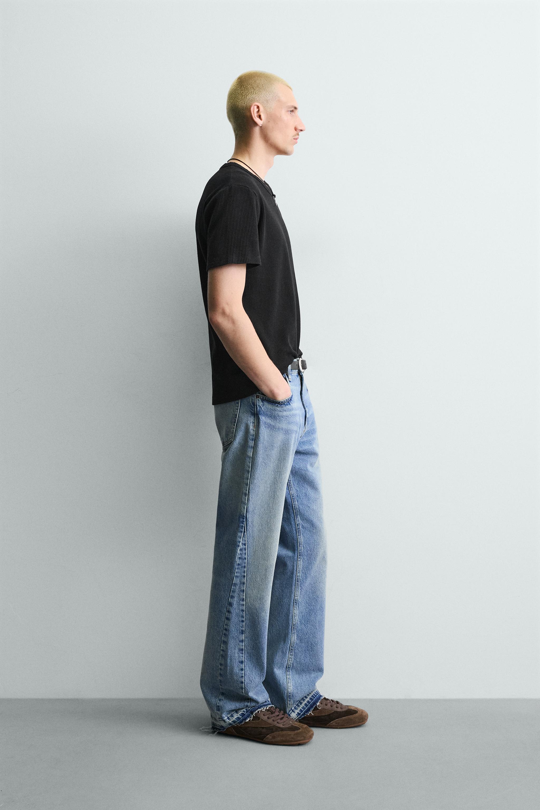 T-SHIRT EN MAILLE SLIM STRUCTURÉE