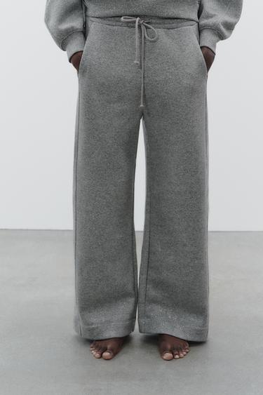 グリッターテキストパンツグレーZaraのグリッターテキストパンツ - グレー 