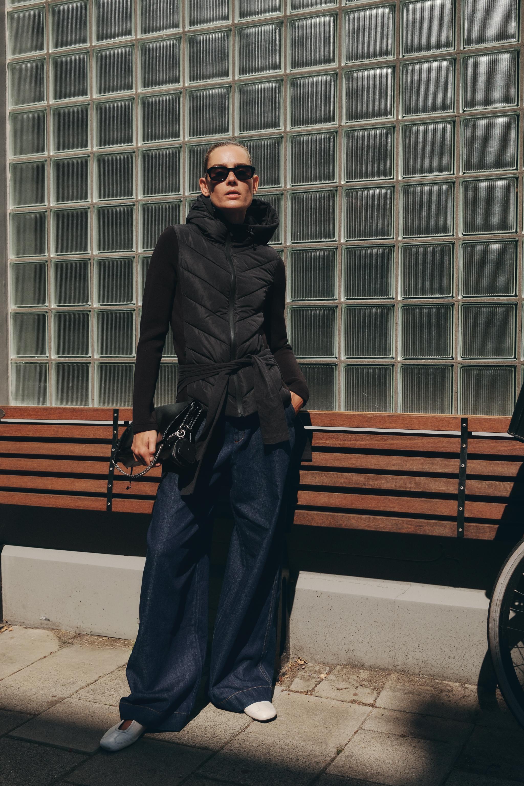 【レイ様】ZARA ブラック ダウンジャケット Lサイズ ◼︎ ZARA ザラ ハイネックダウンジャケットXL - メルカリ