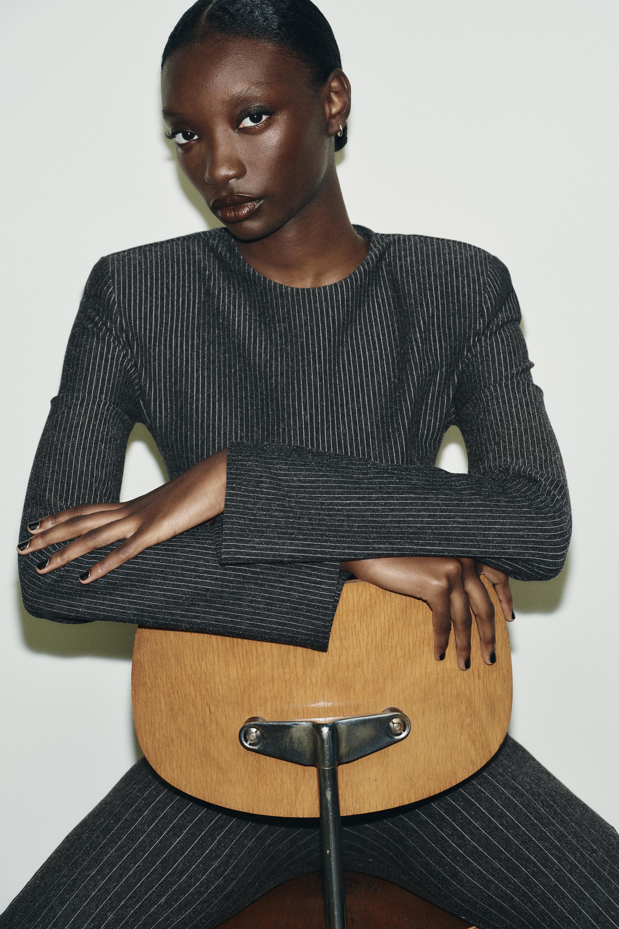 肩パッドストライプトップス - ストライプ | ZARA Japan / 日本